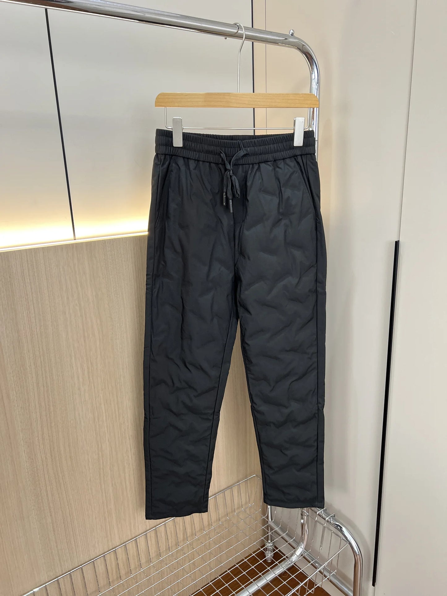Men's Winter Casual Lightweight 90 Duck down Pants Elastic Waist Straight Leg Long Trousers Fashionable Urban Style Pure Color