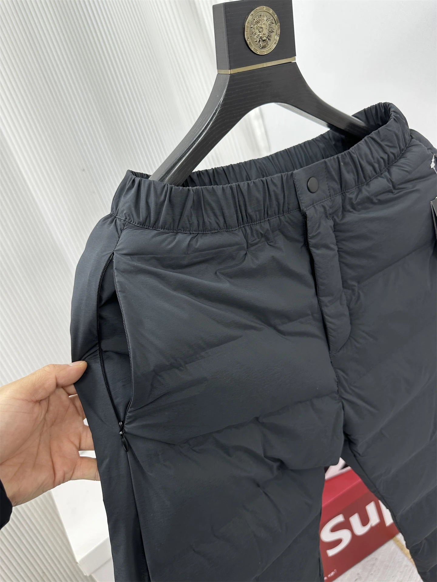 Lightweight Fluffy Windproof Warm Pants Fashionable Simple Winter Cold Resistant Cotton Long Trousers Casual Cuffed Men's Pants