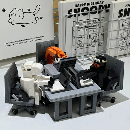 Shrimp Building Blocks Cattle Horses Hard Work Office Figurines Cream Cat Ornament Beast of Burden Model Assembly Toy for Worker