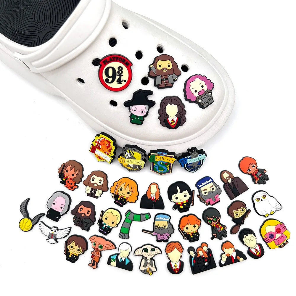 17-100Pcs Hot Toys Harry Potter Shoe Charms Accessories DIY Cartoon Clog Sandal Shoes Decoration Buckle Kids Party Gifts