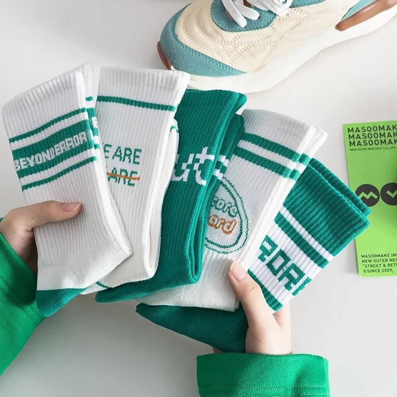 5 Pairs Men's Socks Set Casual Korean Retro Simple Verstaile Preppy Style Retro Sports Comfortable High-quality Cotton Socks