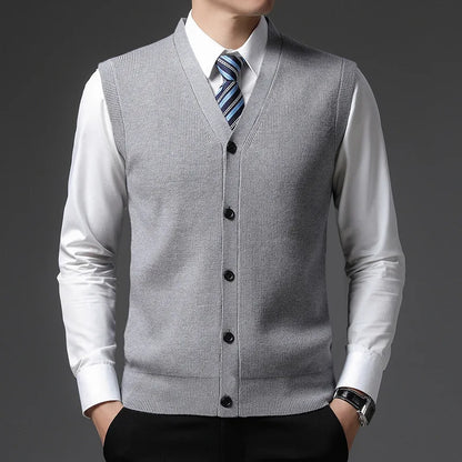 Level 4 Super Anti-pilling Top Grade Pleuche New Winter V Neck Woolen Fashion Brand Knit Cardigan Casual Sweater Vest Sleeveless