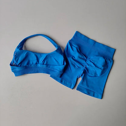 Women's Seamless Halter Yoga Set 2 Piece High Waist Scrunch Butt Shorts Quick Dry Breathable Gym Activewear
