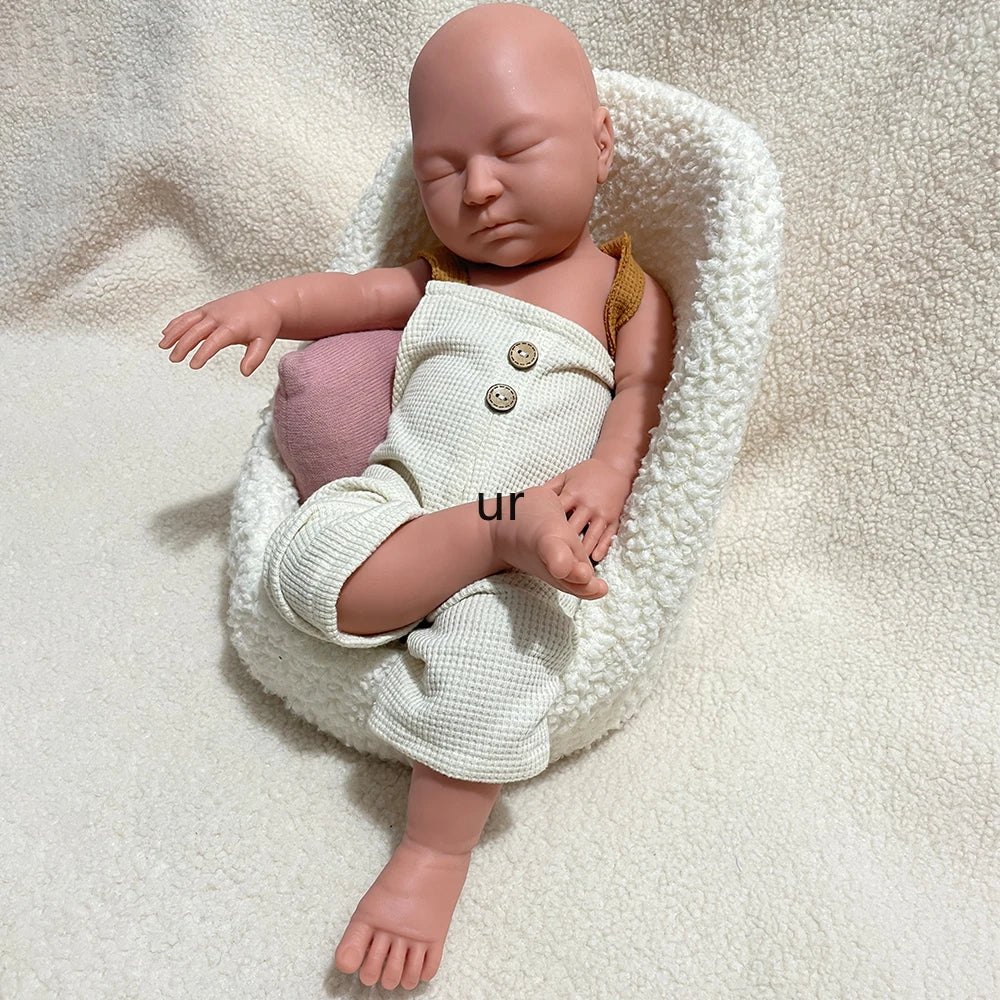 55cm Weighted Girl Can Use Pacifiers Silicone Ryeborn Baby Lifelike 3D Skin Tone Display Rebirth Doll for Photography