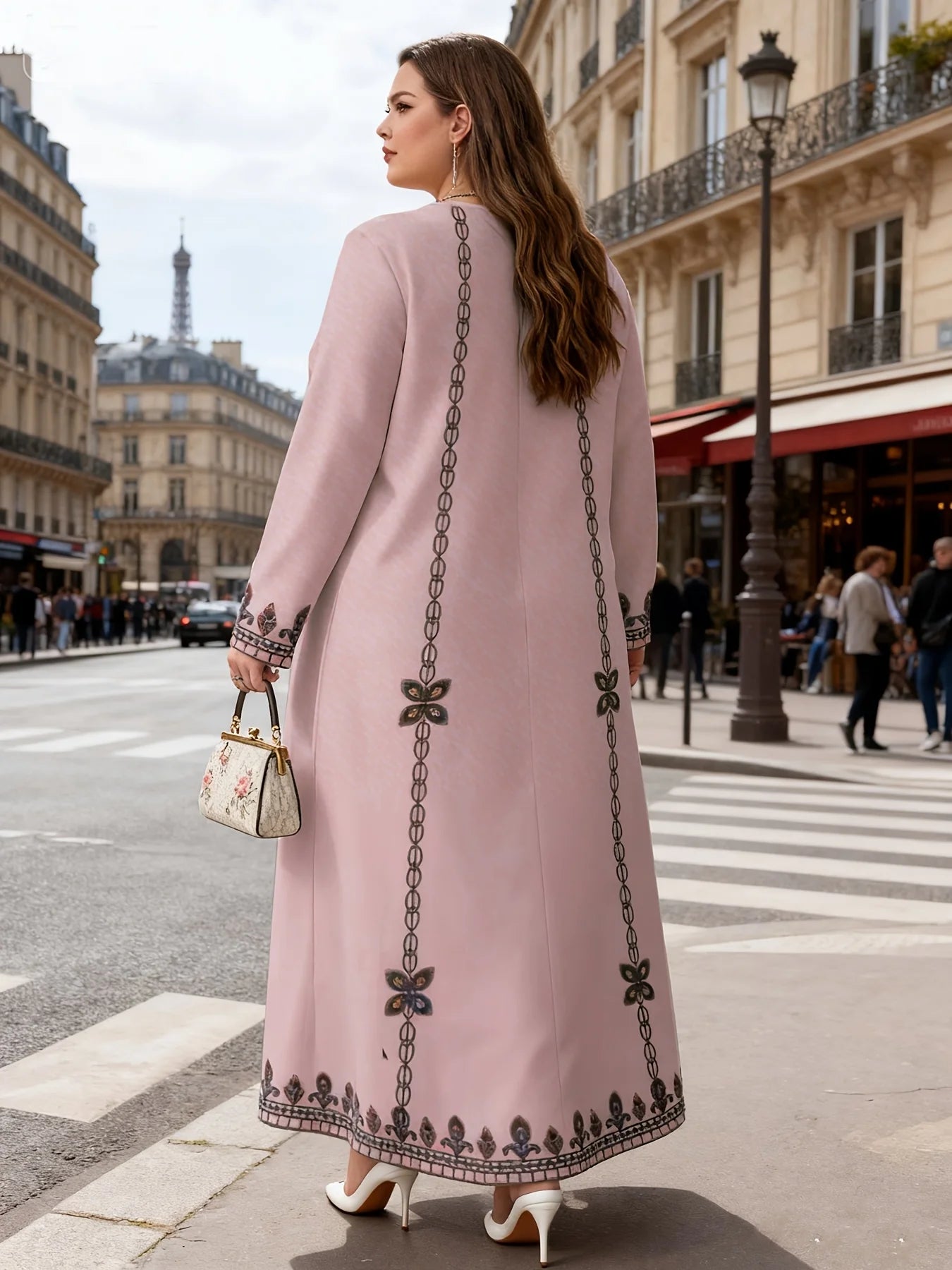 Middle Eastern Elegant Robe, New Spring and Autumn Style, Plus-Size Fashion Women's Clothing, Ethnic Print, Stylish, Loose and Comfortable, Holiday Style Long-Sleeve Dress