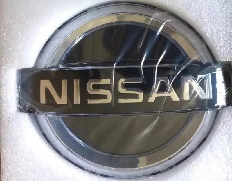 15,5-13CM or 17.5-15cm Front Grill Emblem for Nissan Patrol Sunny Teana Terra Qashqai X-Trail pathfinder juke Murano LED Emblem