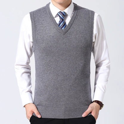 2025 New Fashion Brand Sweater Man Pullovers Vest Slim Fit Jumpers Knitwear Sleeveless Winter Korean Style Casual Clothing Men
