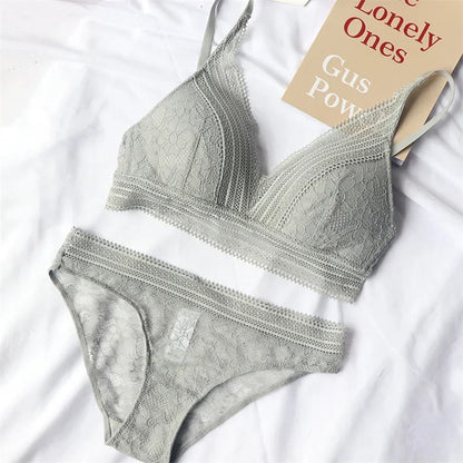 2 Pieces Women Underwear Set Sexy Lace Triangle Thin Cup Push Up Bra Set High Quality Wireless Brassiere Panties Lingerie Sets