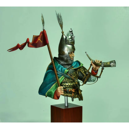 1/10 scale resin unpainted model kit, bust of a noble knight in the 13th-century royal court, unassembled and unpainted GK