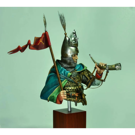 1/10 scale resin unpainted model kit, bust of a noble knight in the 13th-century royal court, unassembled and unpainted GK
