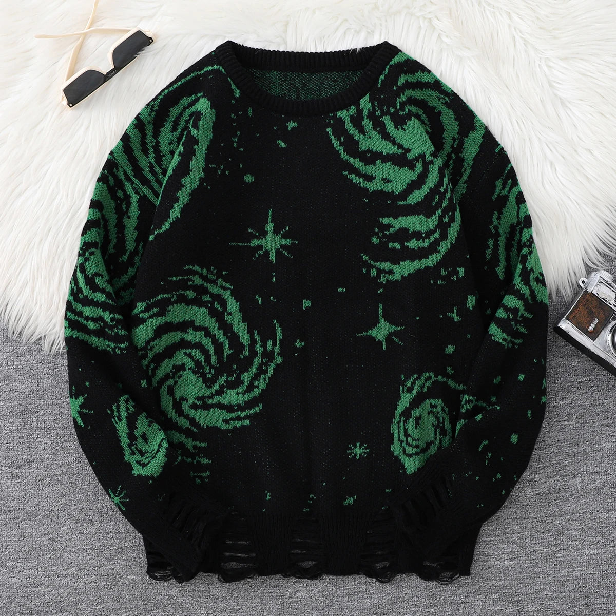 Men's Autumn and Winter Street Style Ripped Abstract Starry Sky Pattern Pullover Sweater, Casual Crew Neck Knit Men's Pullover, Regular Fit, Suitable for Autumn and Winter Seasons