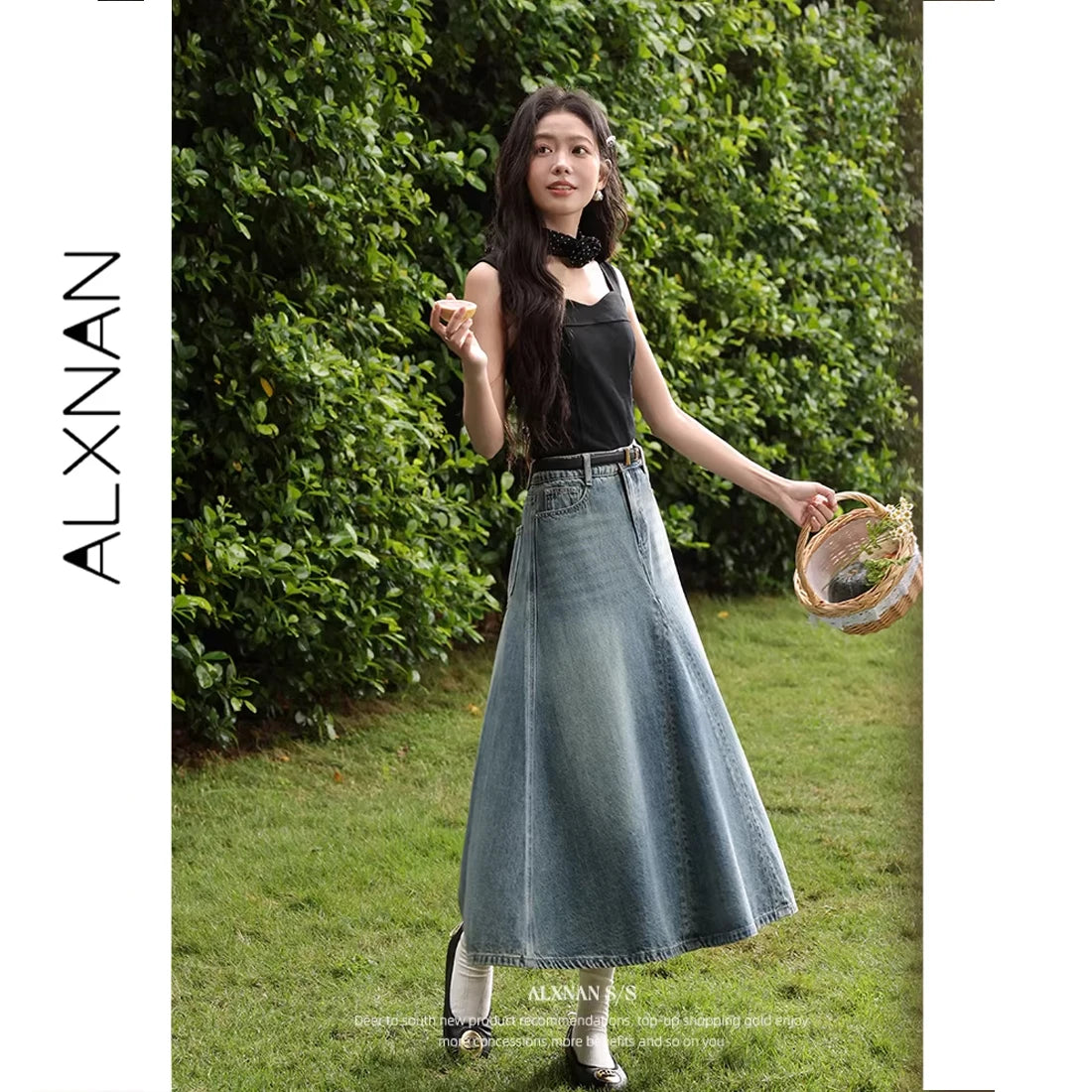 ALXNAN Black Tank Tops Women 2026 Summer Elegant Fashion Strapless Tank Top New Casual Cute Sleeveless Tops Female L53819