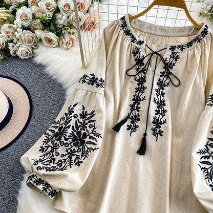 Bohemian Vacation Style Women's Shirt round Neck Lantern Sleeve Embroidery Heavy Work Autumn Design Sense Knot Design Top