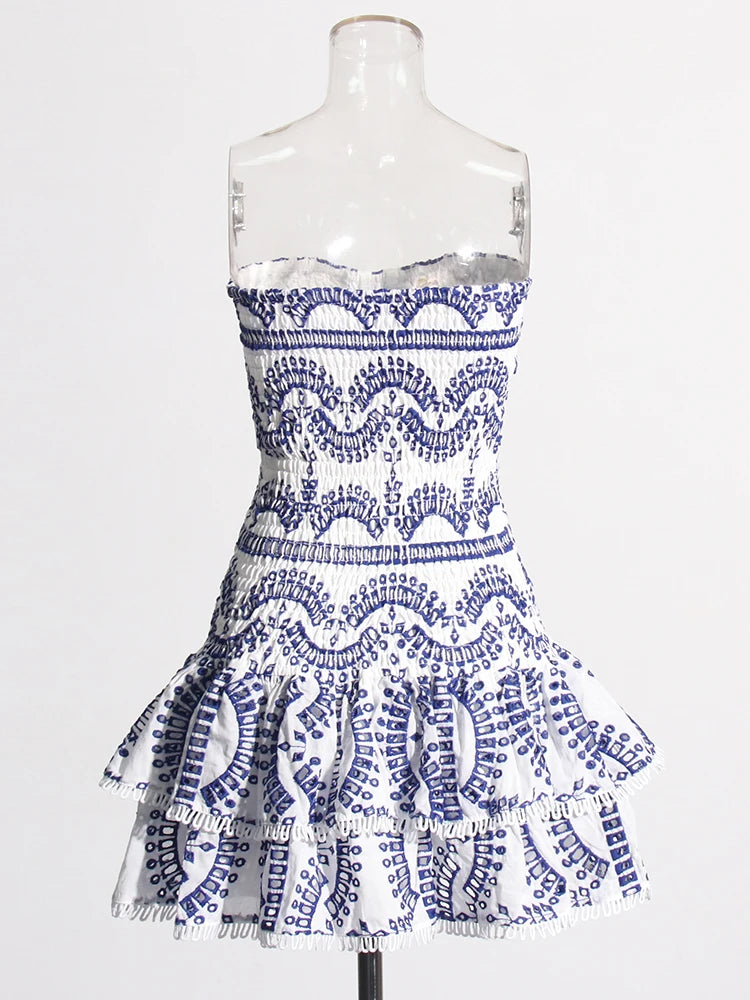 TWOTWINSTYLE Patchwork Folds Casual Dresses For Women Strapless Sleeveless High Waist Hollow Out Elegant Slimming Dress Female