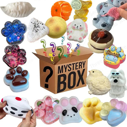 Blind Box Mystery Kawaii Cat Paw Mochi Squishy, Simulated Food Fidget Toy, Cute Squeeze Foot Toy Antistress Stress-Relief