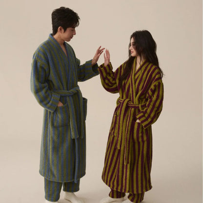 Thickened Extended Winter Warm Couple Sleep Robe Ladies Sleepwear New Style Non Shedding Lamb Velvet Absorbent Bath Robe Men's