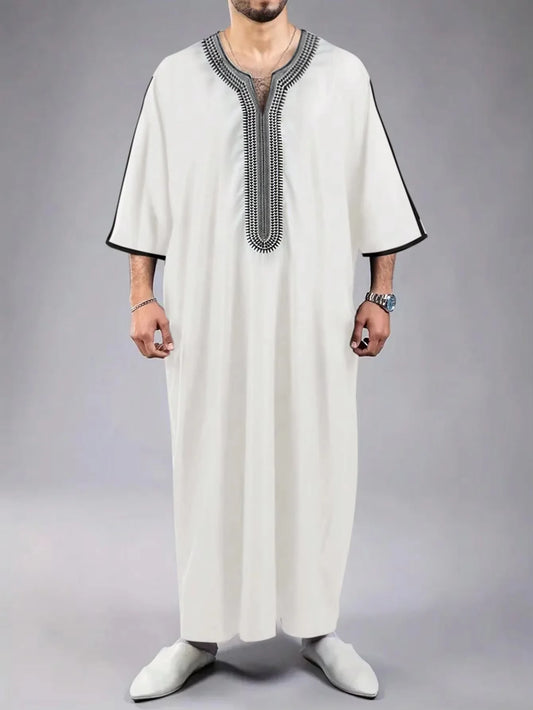 Traditional Middle Eastern Muslim Ethnic Style Men's Robe Eid al Fitr Clothing Round Neck Embroidered Men's Robe