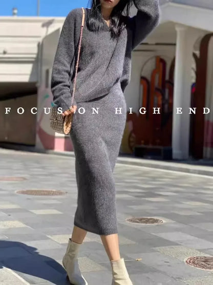 100% cashmere suit a solid-color POLO collar loose sweater and a mid-length skirt a two-piece set