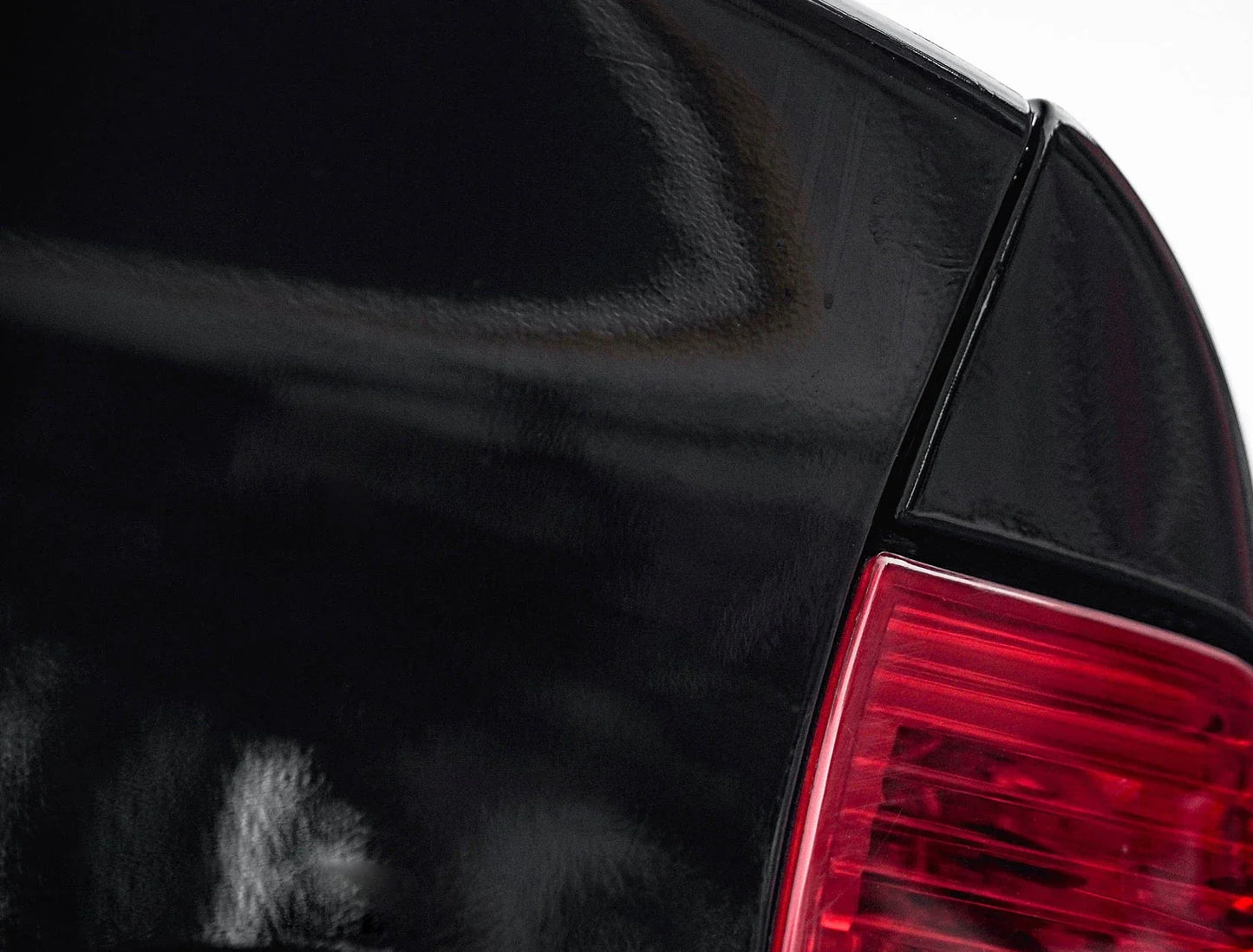 Premium Glossy Bright Black Self-adhesive Vinyl Car Wrap Film Vehicle Decal Paper Based Package Auto Decor Film Air Bubble Free