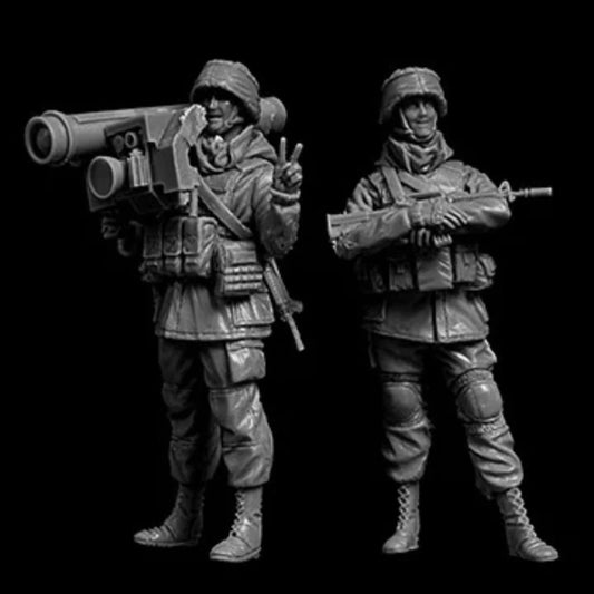1/35 Resin unpainted model kit, military theme, Ukrainian soldier unassembled and unpainted GK