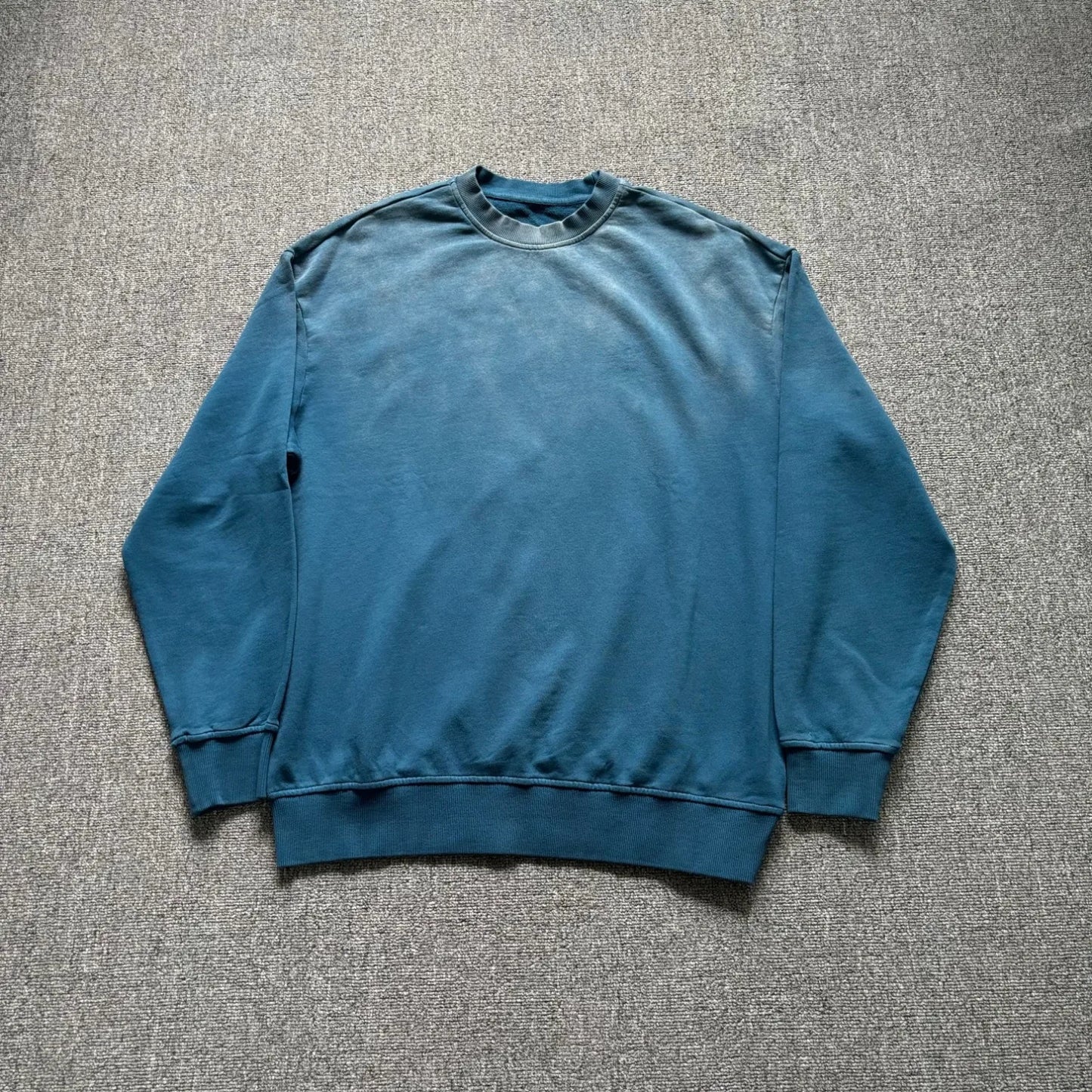 Men's washed distressed round neck long-sleeved sweatshirt retro gradient loose shoulder solid color pullover casual top