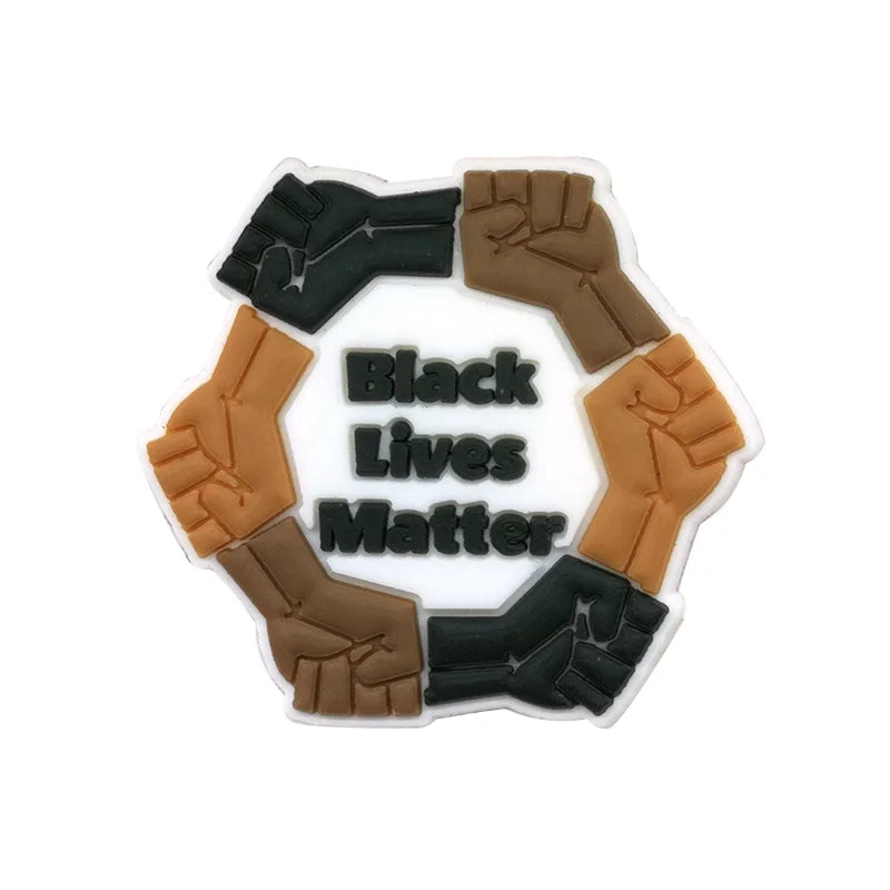 1/30pcs Trends Hood Gun Shoe Charms for Men Boys Shoe Accessories Pins Fashion HipHop Singer Game Controller Dollar Clogs Buckle