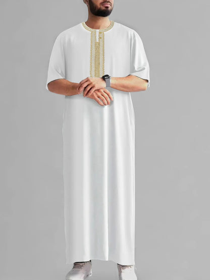 2026 New Embroidered Men's Apparel With Side Pockets Retro 2026 Muslim Long Dress Robe Abaya Ramadan Dubai Luxury Islam Elegant