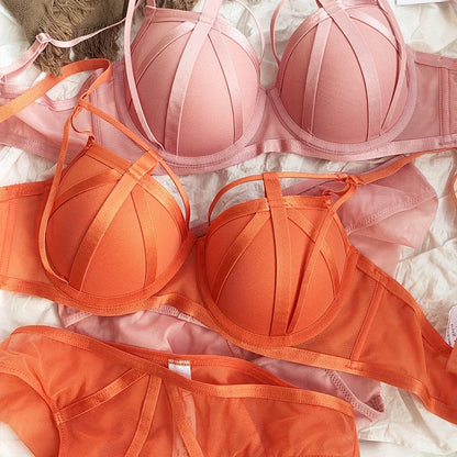 2 Pieces Fashion Lace Underwear Set Women Sexy Hollow Bandage Push Up Bra Set Europe High Quality Lingerie Plus Size CD Cup Bras