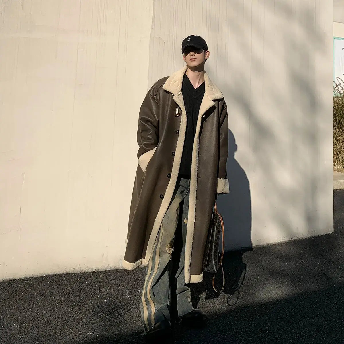 Luxury Brand Trend Winter Warmth Men Leather Trench Coat Fur Lined Long Overcoat Thick Single-Breasted Faux Fur PU Leather Coat