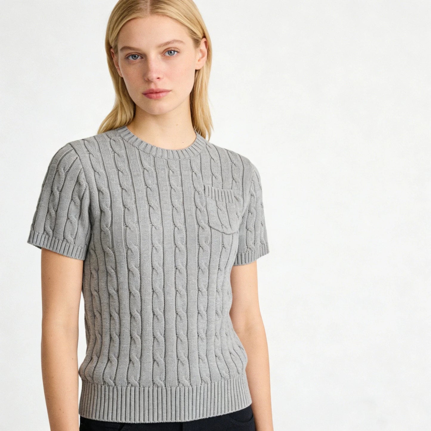 women's t-shirts and polos old money style Classic round neck Women's shirt embroidered chest pocket knitted short sleeved shirt