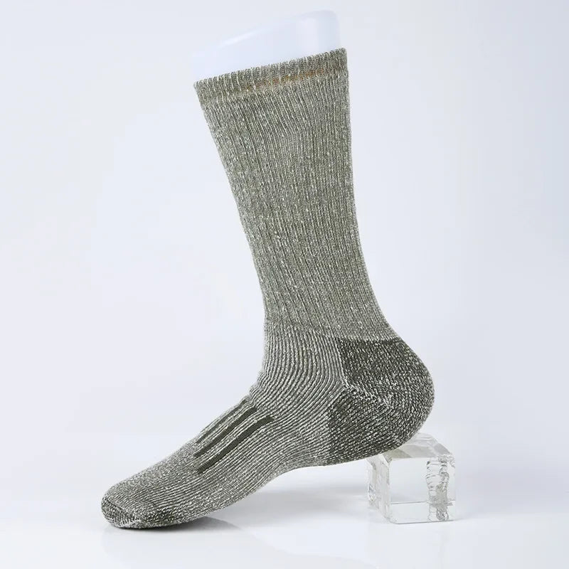 3 Pairs Hiking Socks Merino Wool for Men 80% Merino Wool Ski Socks Winter Thick Thermal Crew Socks Men Walk Warm Anti-Odor