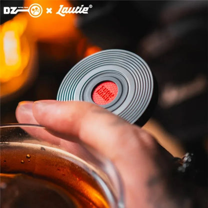 STOCK LAUTIE X DZ Co-Branded Showhand-Longplay Pocket Haptic Coin Fidget Toy Hand Spinner