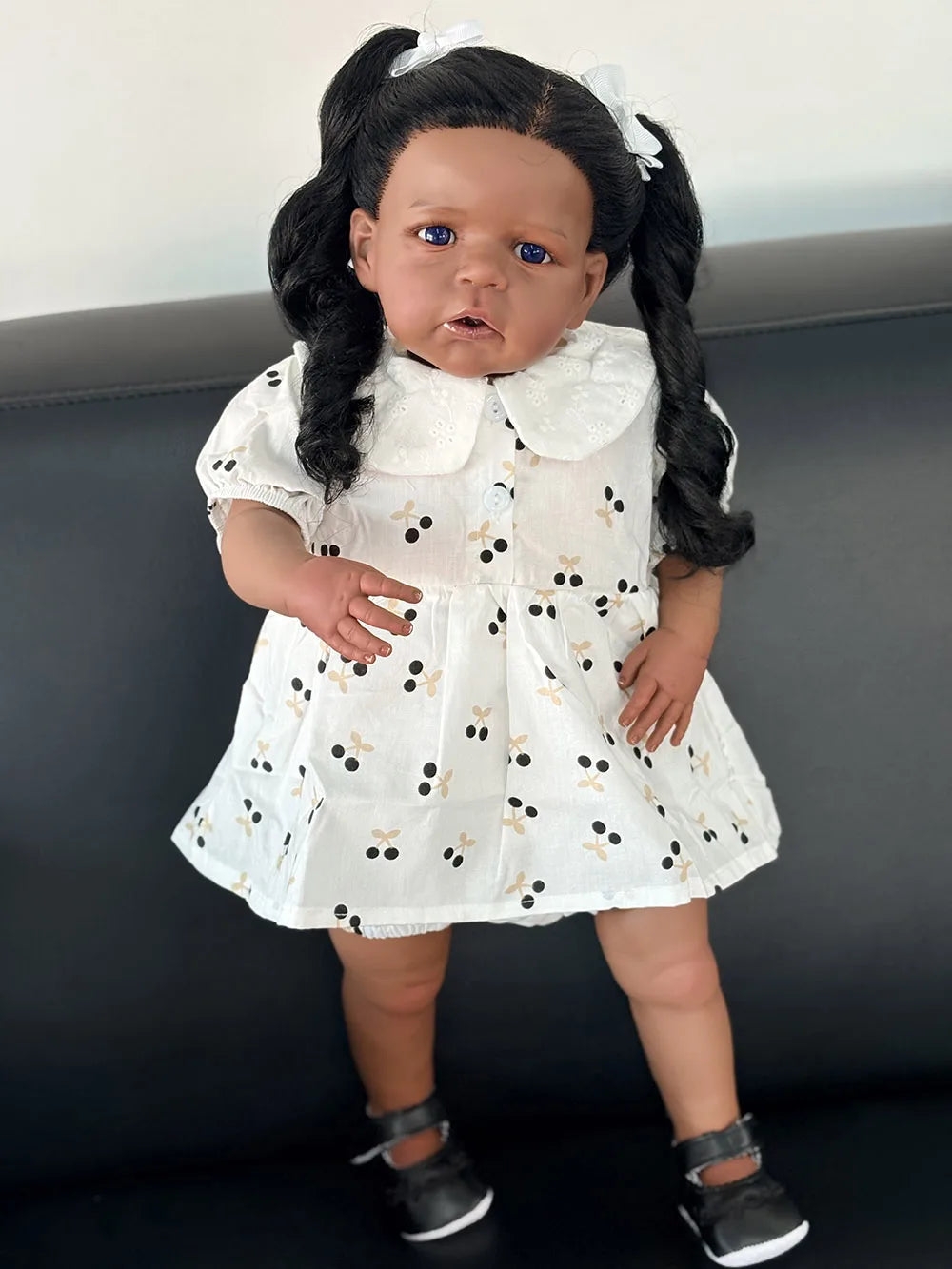 Handmade Asian Dark Skin 60CM Reborn Sandie Realistic Bebe Lifelike Soft Touch Hand Implant Hair Real Looking Baby Girls Gift