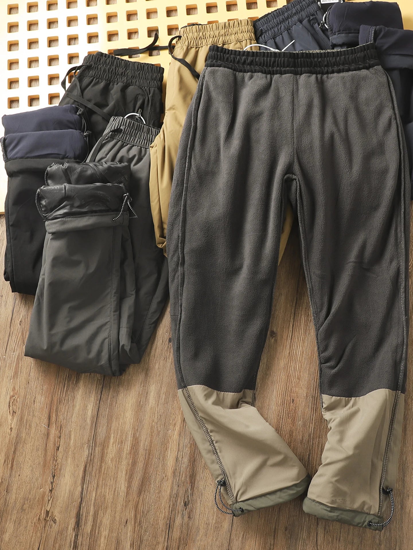 Nordic Men's Winter Ski Pants Fleece Lined Hiking Outdoor Windproof Waterproof Snowproof Cotton Trousers Youthful Energy Style