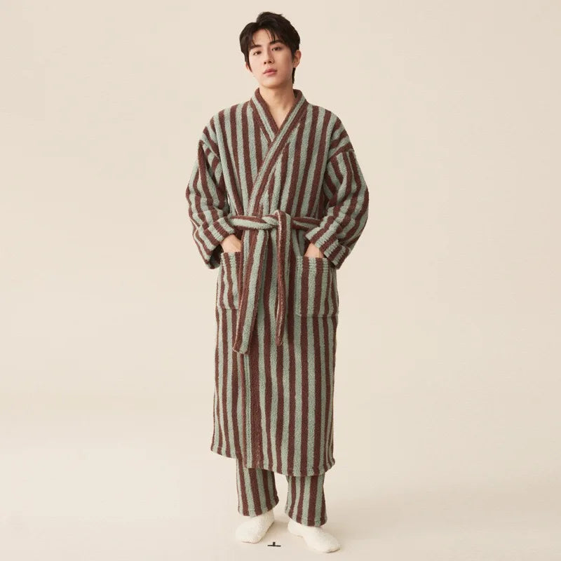 Thickened Extended Winter Warm Couple Sleep Robe Ladies Sleepwear New Style Non Shedding Lamb Velvet Absorbent Bath Robe Men's