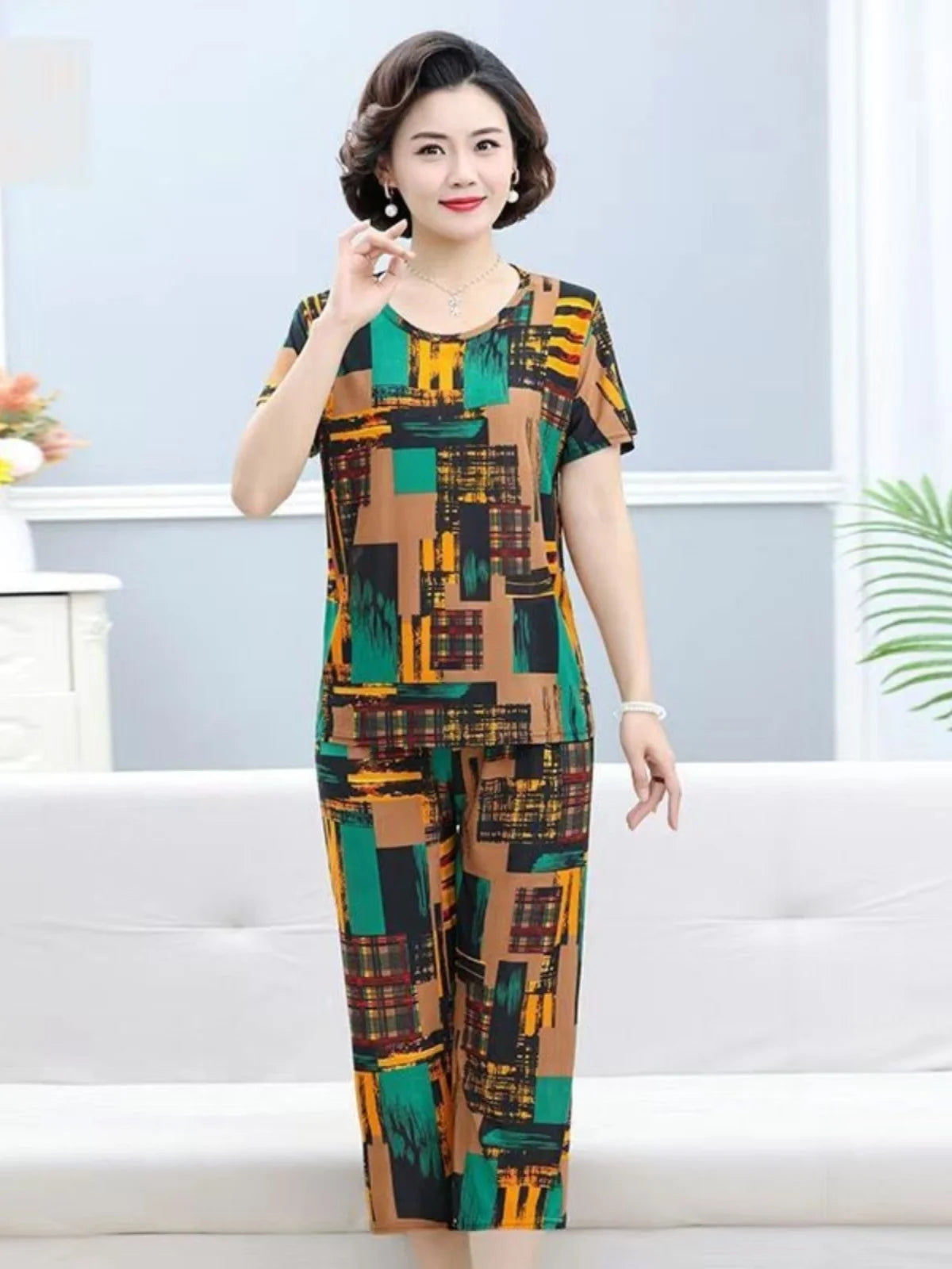 Summer 2025 Ice Silk Loose Fit Short Sleeve round Neck Two Piece Set for Middle-Aged And Elderly Casual Style Comfortable Wear