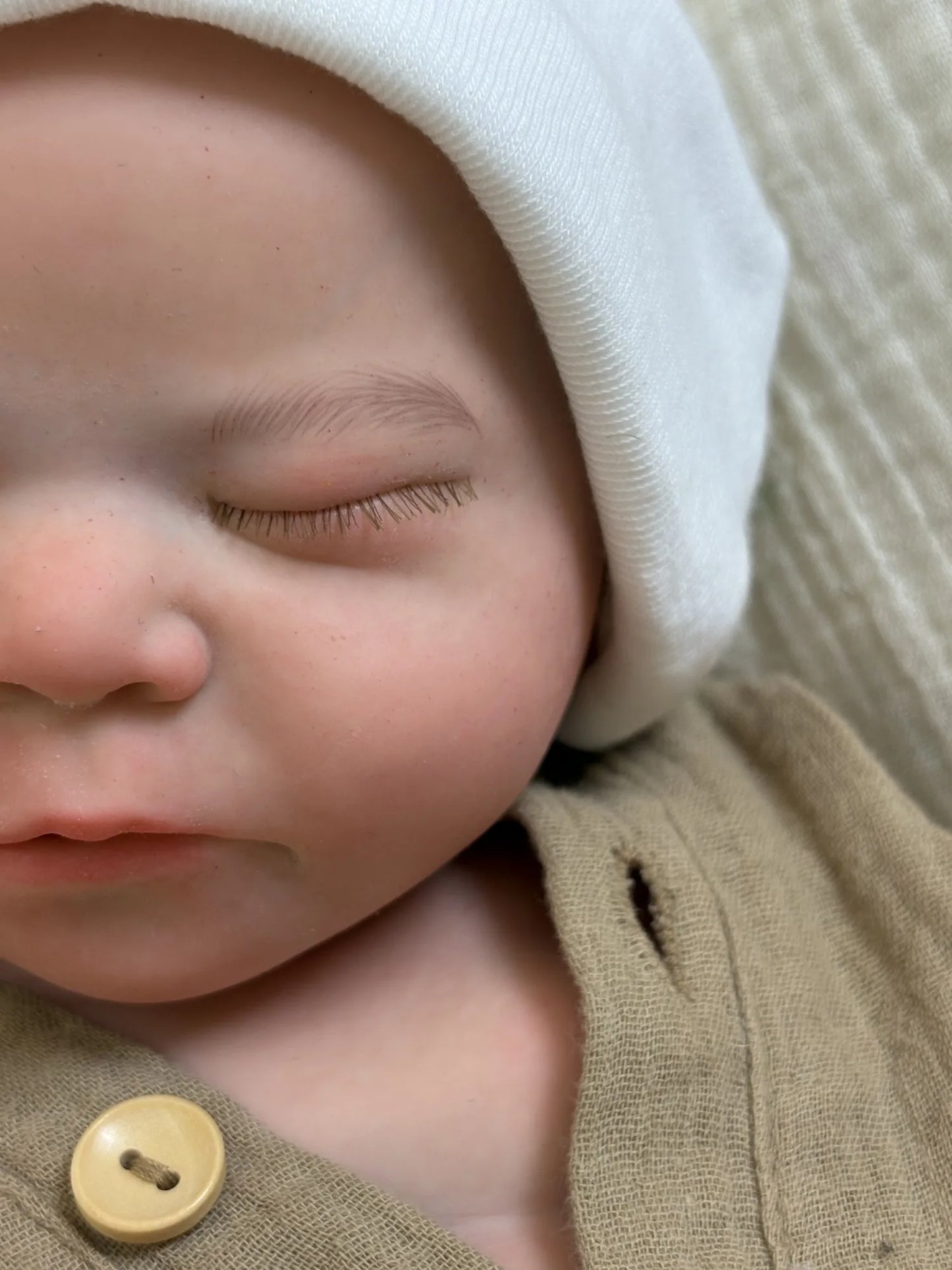 1PC 18-inch Open Mouth Silicone Reborn Doll for 2 Genders Handcrafted Lifelike Hand-painted Details Washable Collectible Toy