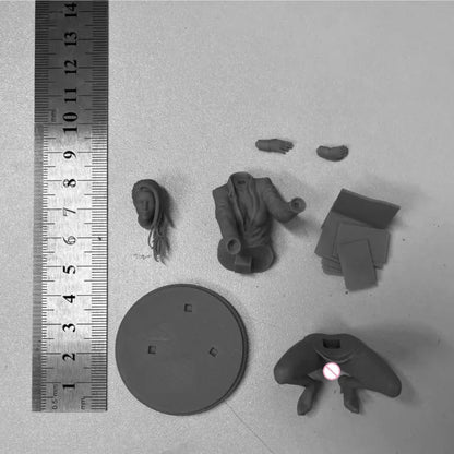1/24 Scale Resin Figure Model Kit Realistic Theme Miniature Hot Female Secretary Figurine Unassembled Unpainted
