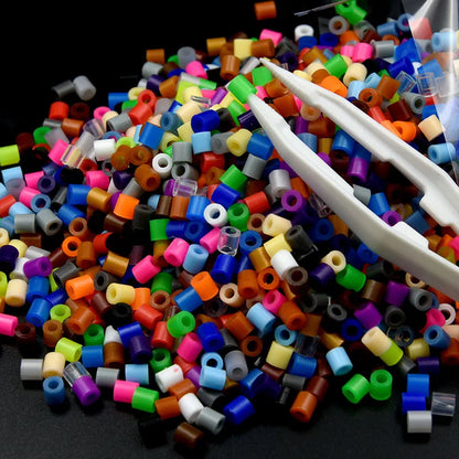 Fuse Beads Kit, 600pcs 5mm Iron Beads Set for Kids, DIY Art Craft Toys Iron Beads,  Christmas Birthday Gift for Boys and Girls