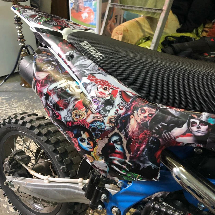 Premium Popular Multiple Styles Cartoon Stickers Graffiti Bombs Vinyl Packaging Car Stickers Motorcycle Decal Film Bubble Free
