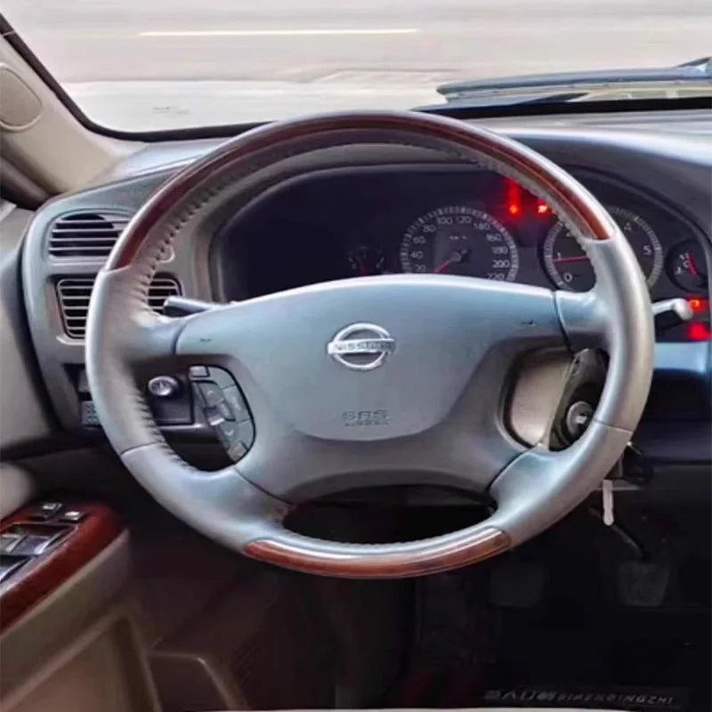 Customized Hole-punch Wear-resistant Car Steering Wheel Cover for Nissan Patrol Y61 Black Genuine Leather Car Accessories