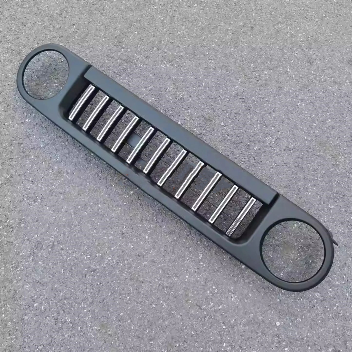 Chrome Front Grille Radiator Black Grill Mask Grid for Toyota Land Cruiser FJ 2007-2019 Body Kit Auto Accessories