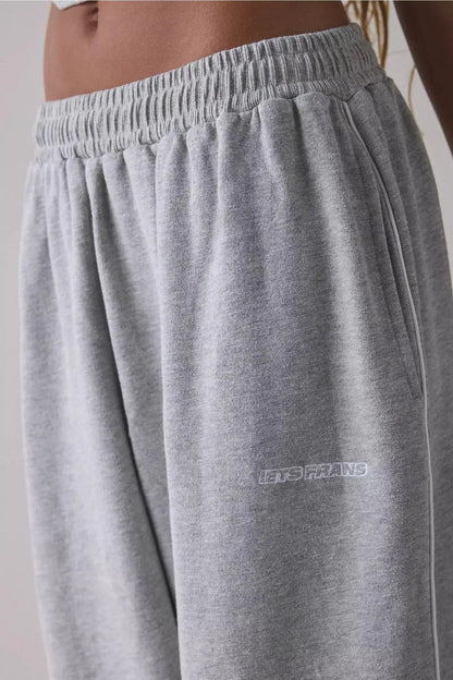 Loose Comfortable Straight Leg Pants Elastic Waist Casual Trousers Mid-Low Waist PVC Fabric Ladies Spring Season Fashion