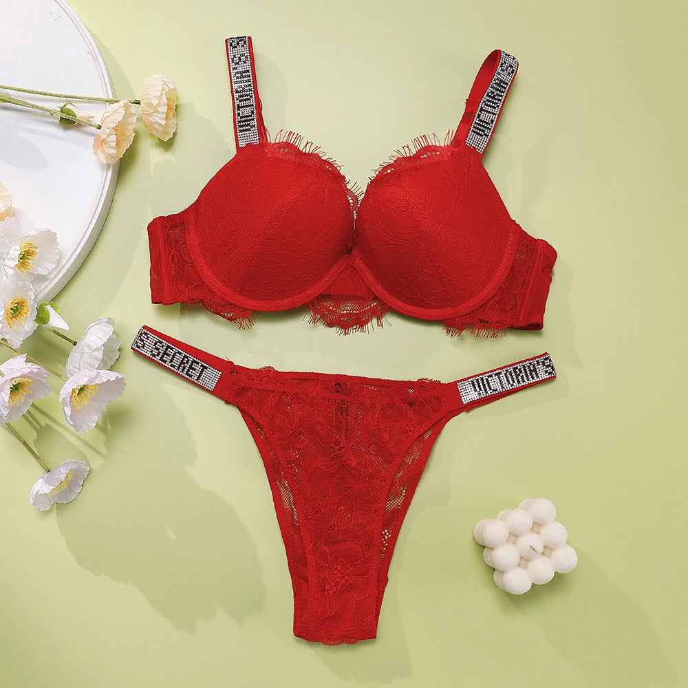 New Soft Victoria's Secret Bra and Panty Set Classic Women's Lingerie Set Sexy Lace Trim Pattern Breathable Gathered Padded