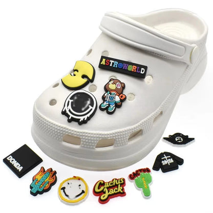 Monster Bear pop singer carton shoe Charms PVC Shoe Decoration For Fall winter wristband clog accessories Kids Halloween X-mas