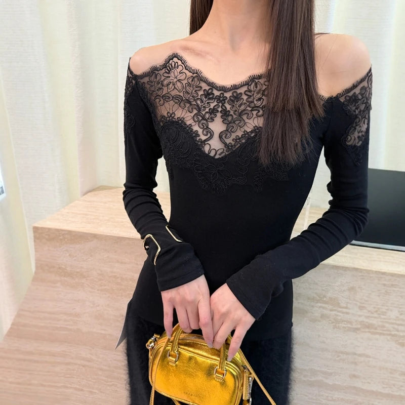 French Style Lace Trim Shoulder Bridesmaid Long Sleeve Slim Fit Base Shirt Women's Autumn Winter Fashionable Shoulder Bared Top