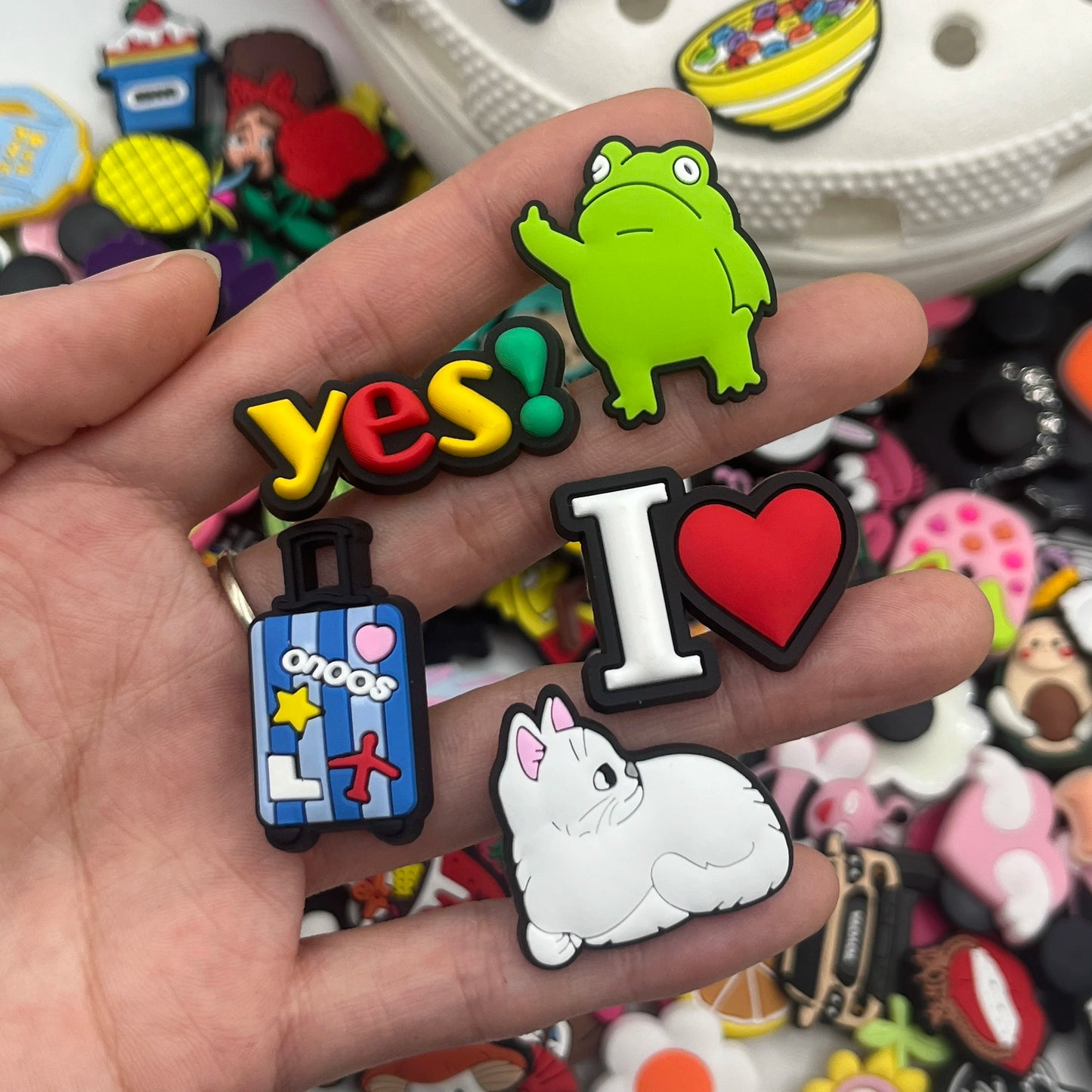 20/30/50/100/200Pcs Cartoon Animal Shoe Charms Decoration Fit Clog Sandals Slippers Ornament Shoes Accessories kids Party Gifts
