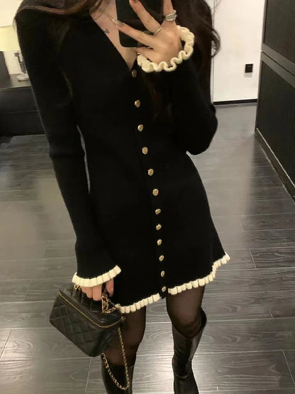 Elegant Black Knitted  Dress Women's Fashion Autumn Winter 2025 New Style High-End Feelings A-Line Skirt V-Neck Long Sleeve
