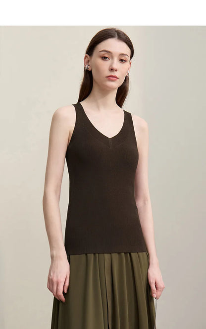 Amii Women's Tank Top 2026 Summer New Solid Color Slim Fit Sleeveless Vest Casual Layering V-Neck Camisole For Women 12642062
