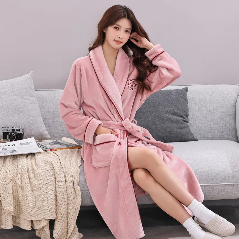 Thiened Long Coral Fce Pajamas Women's Spwear Winter Home Clothes Couple Batobes Men's plus Size Flannel Gown